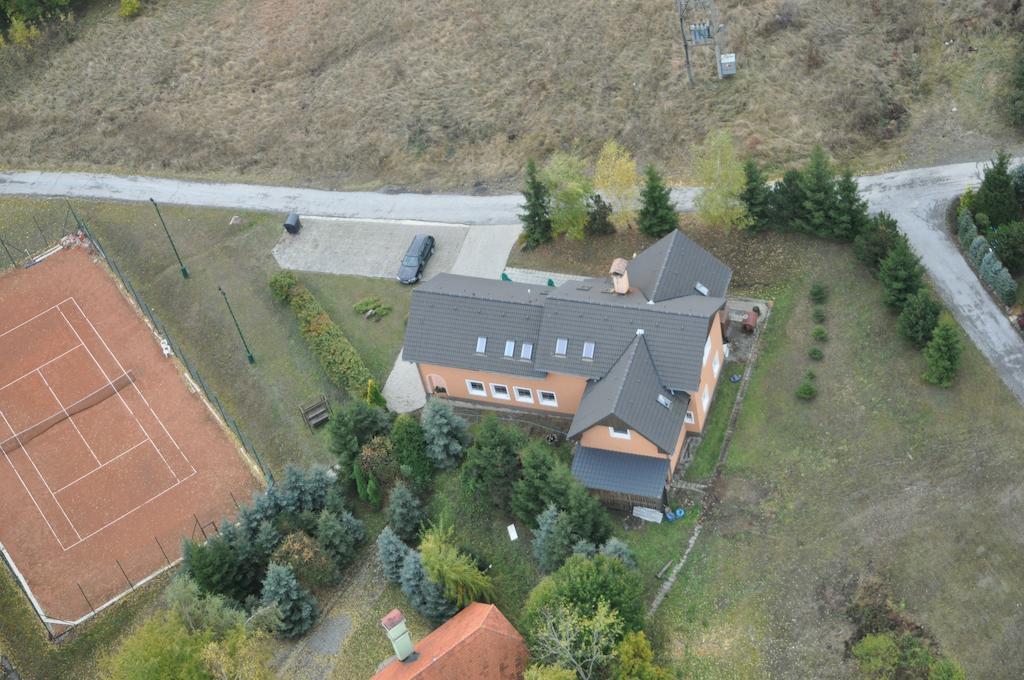 Penzion Richnava Stiavnicke Bane Esterno foto